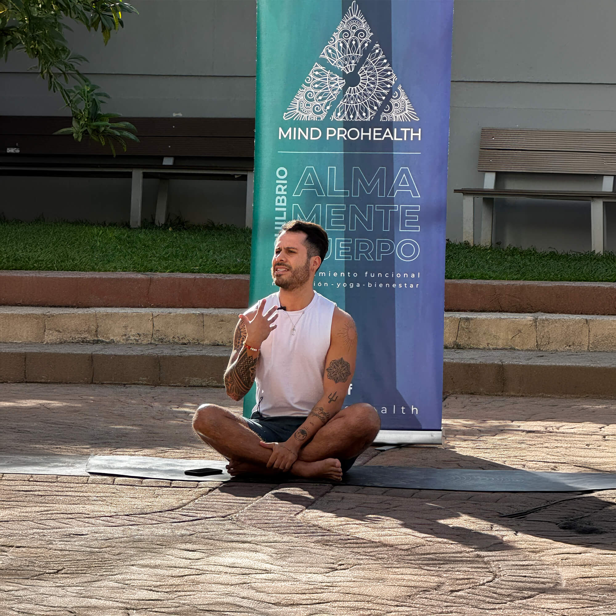 Nuestros retiros de yoga son experiencias inmersivas que te ayudan a reconectar y renovar cuerpo y mente.